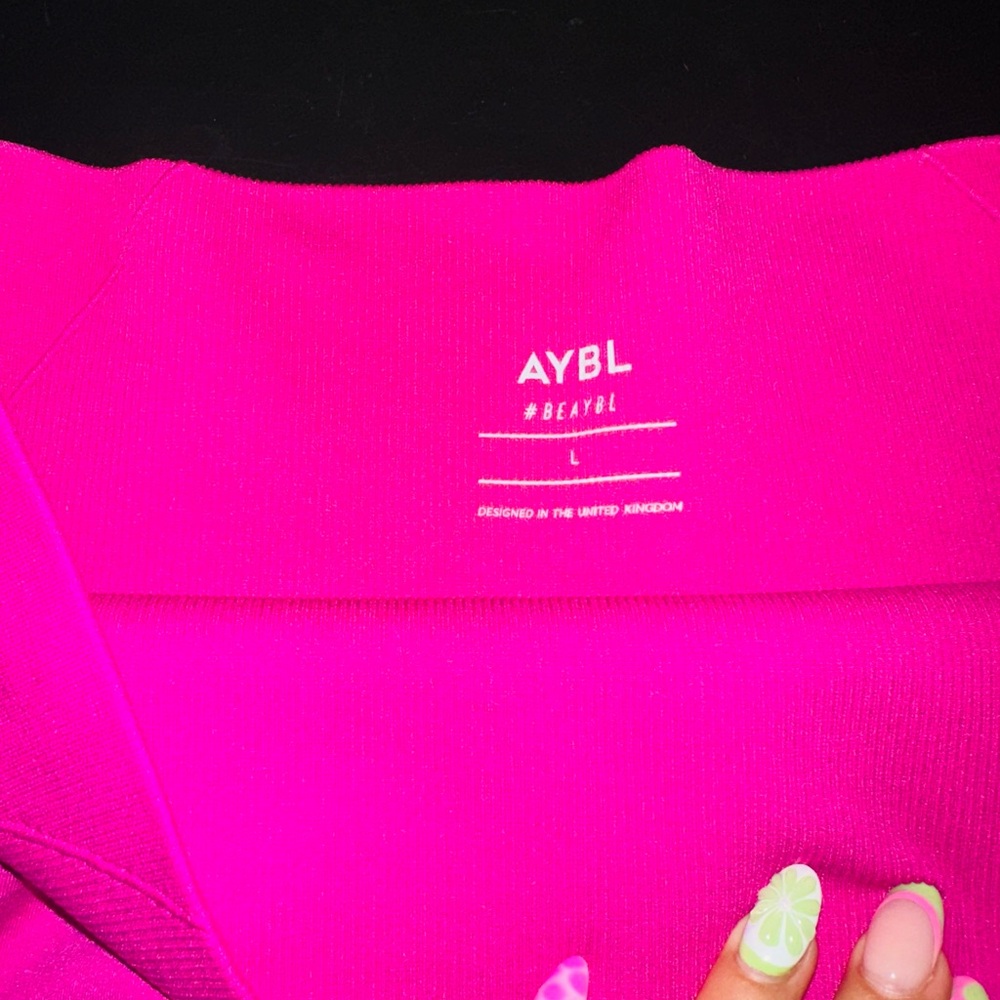 EMPOWER SEAMLESS LEGGINGS- Magenta NWOT!! Size L - Picture 7 of 7